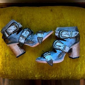 FreeBird by Steven Violet size 7 in Grey